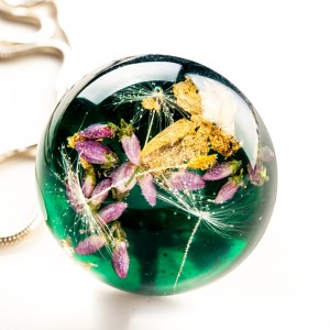 Biżuteria artystyczna- zielony naszyjnik.