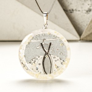 Oryginalna biżuteria artystyczna.