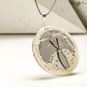 Oryginalna biżuteria artystyczna.