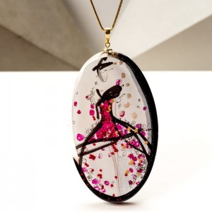 Naszyjnik damski z malowaną grafiką, biżuteria artystyczna od Krolikovska