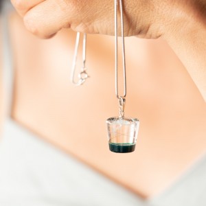 Nieszablonowy naszyjnik inspirowany naturą.