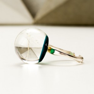 Pierścionek, prezent na rocznicę.