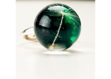 Pierścionek, prezent na rocznicę.