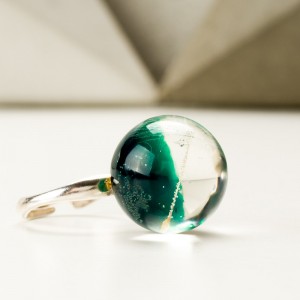 Pierścionek, prezent na rocznicę.