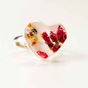 Serce z kwiatami, pierścionek regulowany.1