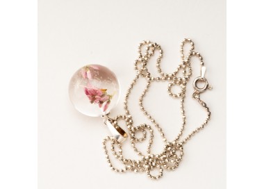 Naszyjnik srebrny z prawdziwymi kwiatami i dmuchawcem.