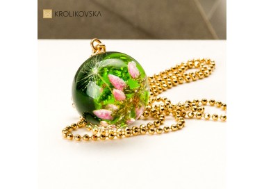 Biżuteria od polskich projektantów - zielony naszyjnik.