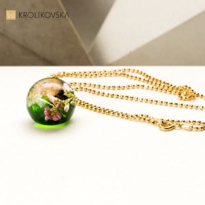 Biżuteria od polskich projektantów - zielony naszyjnik.