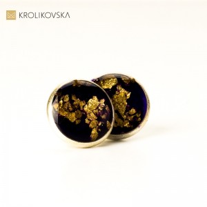 Niebieskie kolczyki wkrętki srebrne.