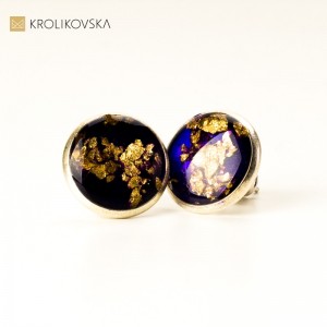 Niebieskie kolczyki wkrętki srebrne.