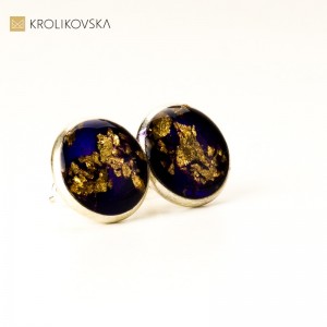 Niebieskie kolczyki wkrętki srebrne.