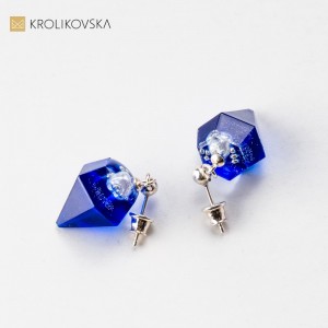 Kolczyki chabrowe wiszące.