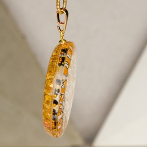 Nowoczesna biżuteria artystyczna, malarstwo " Bliskość".