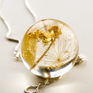 Biżuteria z dmuchawcem, polska projektantka.