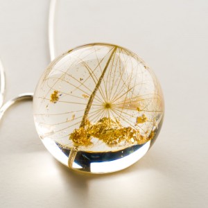 Biżuteria z dmuchawcem, polska projektantka.