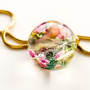 Pozłacany naszyjnik damski kolorowy, Polska biżuteria.