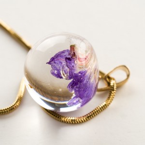 Pozłacany naszyjnik damski kwiatowy, Polska biżuteria.