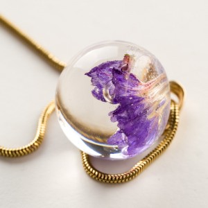 Pozłacany naszyjnik damski kwiatowy, Polska biżuteria.