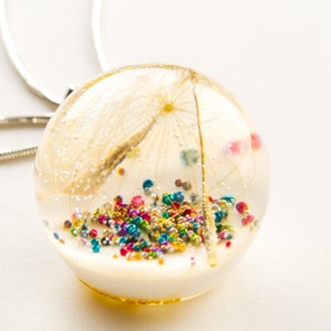 Srebrny łańcuszek damski z zawieszką- Polska biżuteria.