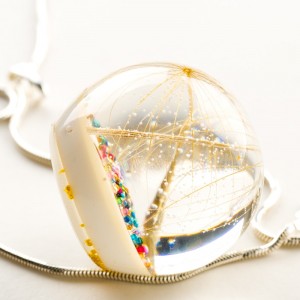 Srebrny łańcuszek damski z zawieszką- Polska biżuteria.