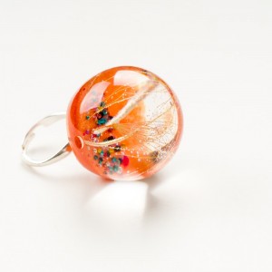 Duży pierścionek srebrny artystyczny.