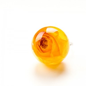 Biżuteria dla mamy z różą.