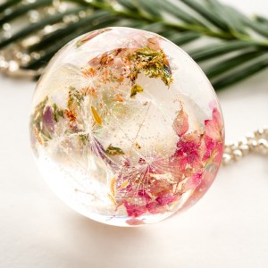 Biżuteria z żywicy, polska biżuteria handmade.