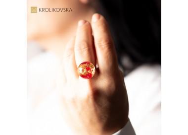 Biżuteria artystyczna pierścionek od jubilera.