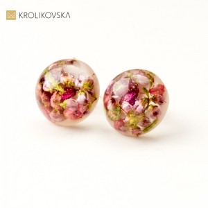 Kolczyki srebrne wkrętki z prawdziwym wrzosem.