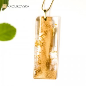 Praktyczny prezent na rocznicę ślubu, naszyjnik artystyczny.