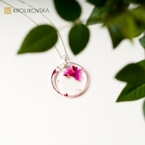 Elegancki prezent na odejście z pracy- naszyjnik.