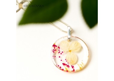 Wyjątkowa kolekcja biżuterii- naszyjnik kwiatowy.