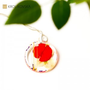 Geometryczna biżuteria- elegancki naszyjnik.