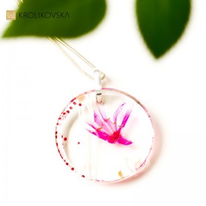 Oryginalna biżuteria dla kobiety- elegancki naszyjnik.