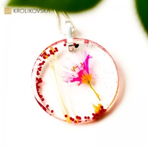 Elegancka i wyjątkowa biżuteria dla dziewczyny.