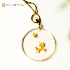 Biżuteria na prezent marzeń, elegancki naszyjnik.