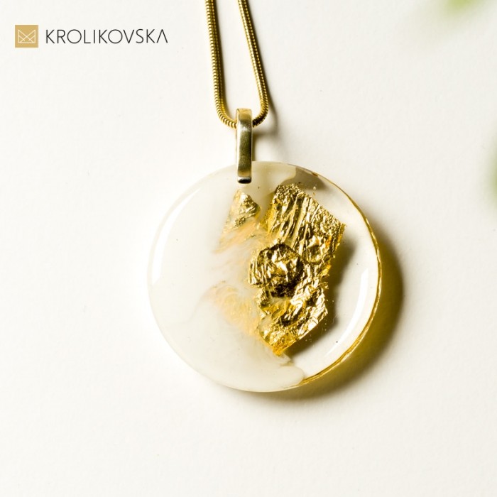 Ręcznie robiona biżuteria artystyczna, elegancki naszyjnik.