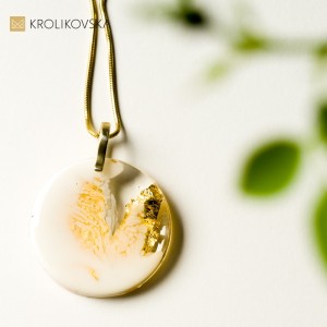 Biżuteria artystyczna złocona ręcznie robiona.