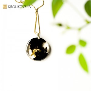 Oryginalne długie wisiory, elegancki naszyjnik.