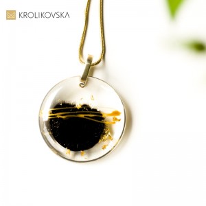 Naszyjnik od rodziców dla córki. Naszyjnik od rodziców dla córki.