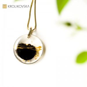 Naszyjnik od rodziców dla córki. Naszyjnik od rodziców dla córki.