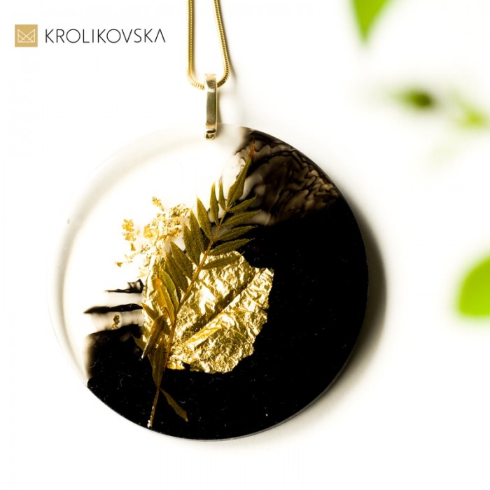 Biżuteria na prezent, naszyjnik damski na prezent.