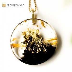 Unikalny projekt biżuterii, elegancki naszyjnik.