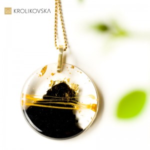 Unikalny projekt biżuterii, elegancki naszyjnik.