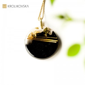 Naszyjnik pozłacany damski w prezencie dla żony.