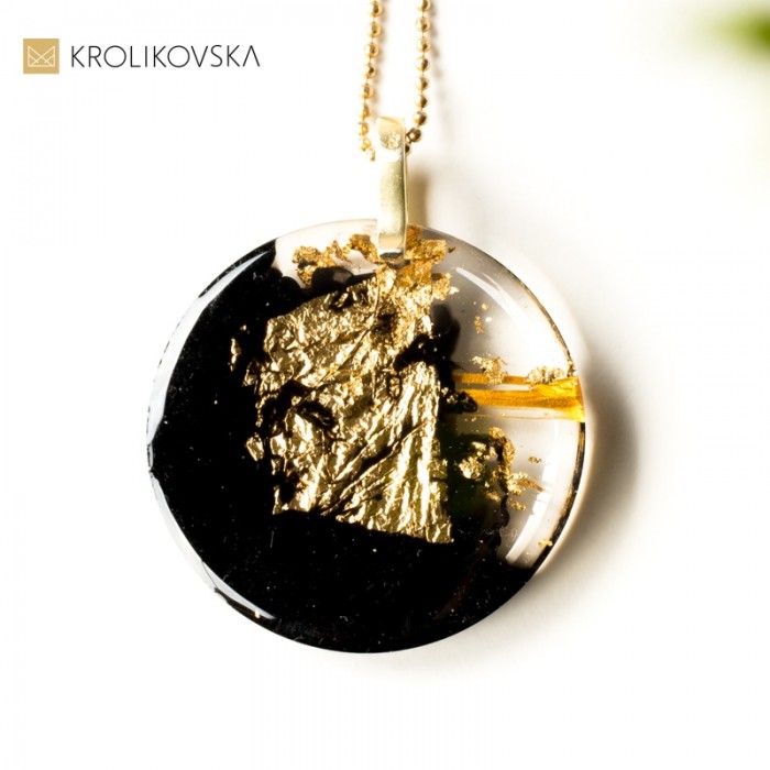 Biżuteria srebrna pokryta złotem, elegancki naszyjnik.