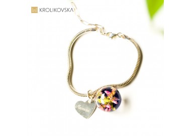 Bransoletka srebrna z prawdziwymi kwiatami.