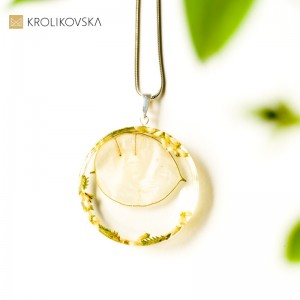 Naszyjnik kwiat, oryginalny prezent dla niej.