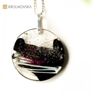 Pomysły na prezent dla przyjaciółki na 18- naszyjnik.