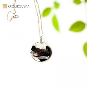 Pomysły na prezent dla przyjaciółki na 18- naszyjnik.